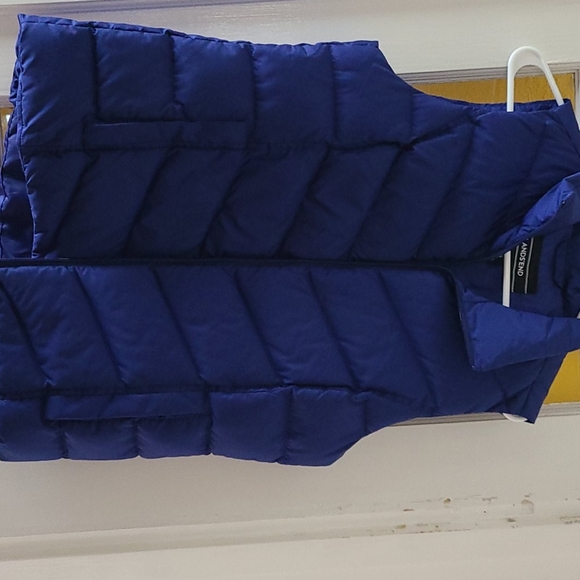 Landsend down vest - Picture 2 of 3